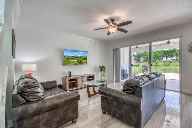 889 Wandering Willow Way, Loxahatchee, FL 33470