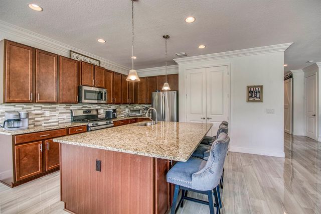 889 Wandering Willow Way, Loxahatchee, FL 33470