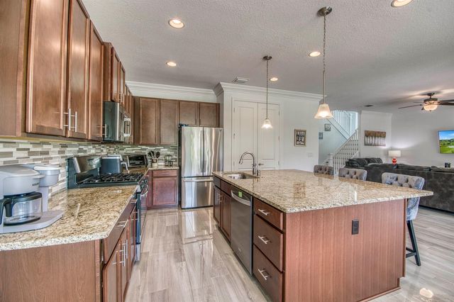 889 Wandering Willow Way, Loxahatchee, FL 33470