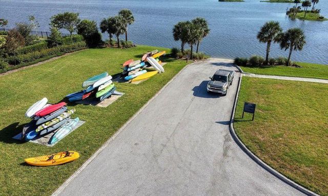 889 Wandering Willow Way, Loxahatchee, FL 33470