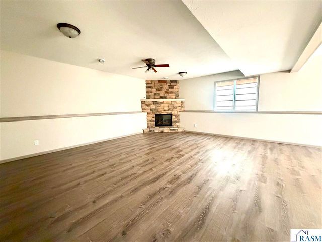 608 Colodoro Lane, Eagle Lake, MN 56024