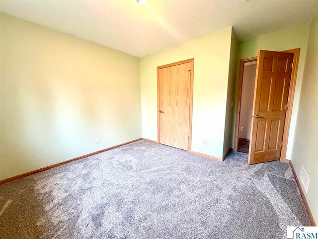 608 Colodoro Lane, Eagle Lake, MN 56024