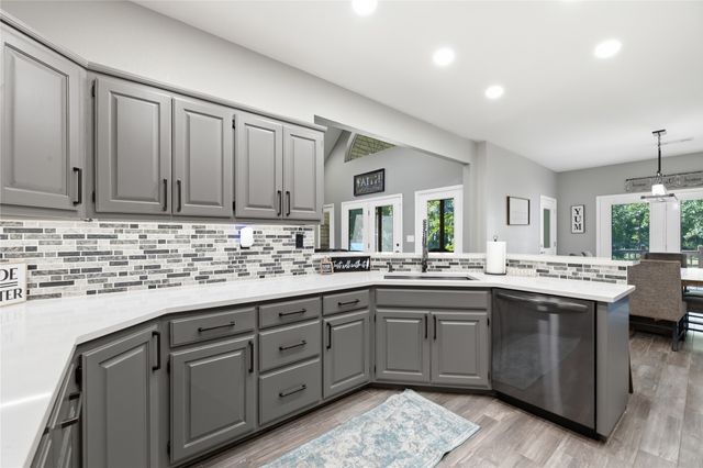 5082 W 165th Street North, Skiatook, OK 74070