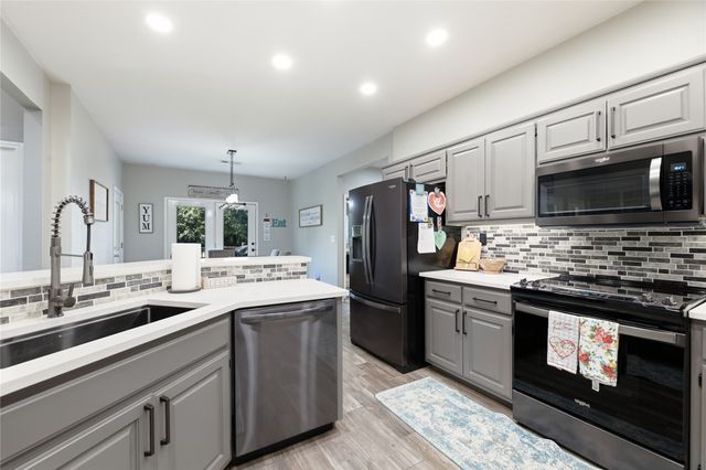 5082 W 165th Street North, Skiatook, OK 74070
