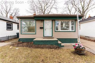 2121 Buckingham Avenue, Lincoln Park, MI 48146
