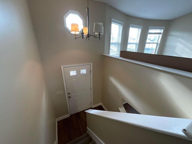 242 Monarch Drive, Pataskala, OH 43062