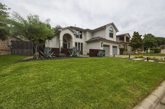 208 Harbor Landing Drive, Rockwall, TX 75032