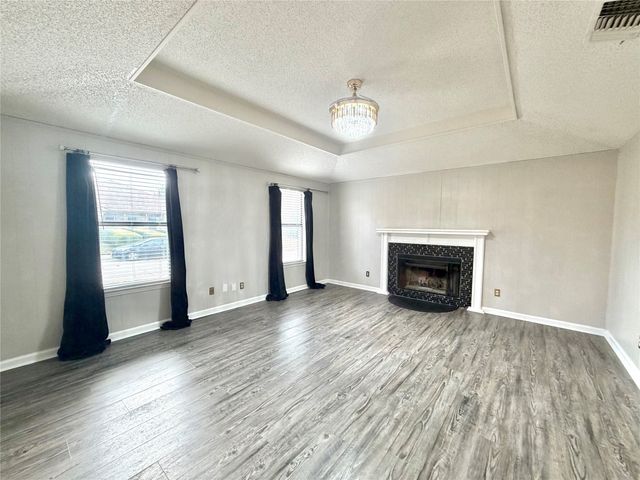 923 Wayne Avenue, Duncanville, TX 75137