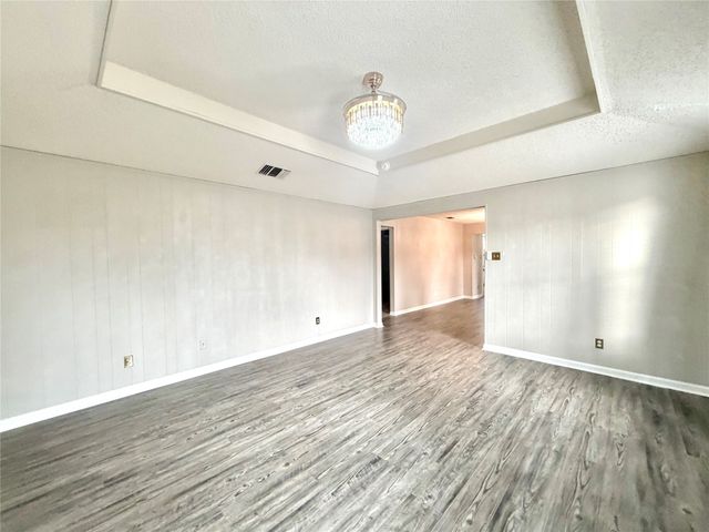 923 Wayne Avenue, Duncanville, TX 75137