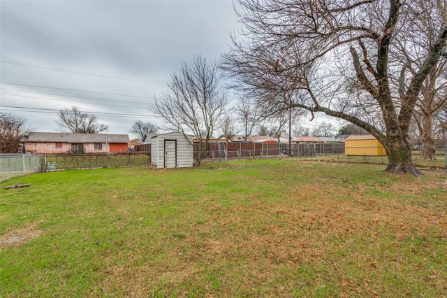 3520 Softcloud Drive, Dallas, TX 75241