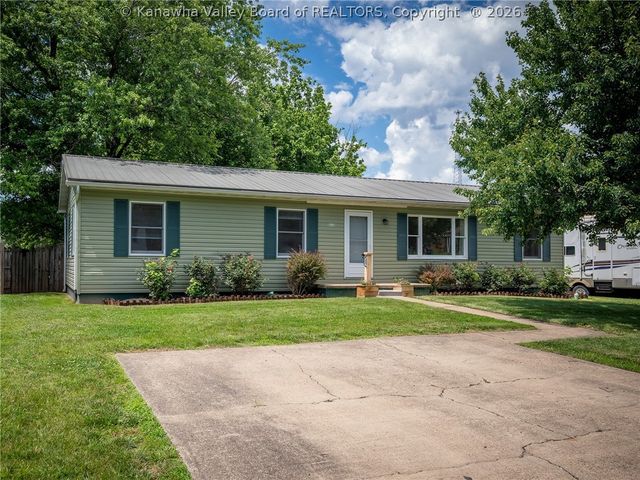 54 Corey Drive, Poca, WV 25159