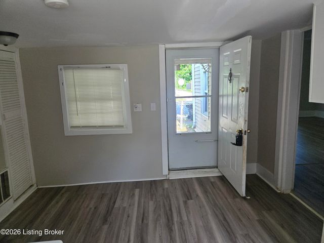 451 N 25th St, Louisville, KY 40212