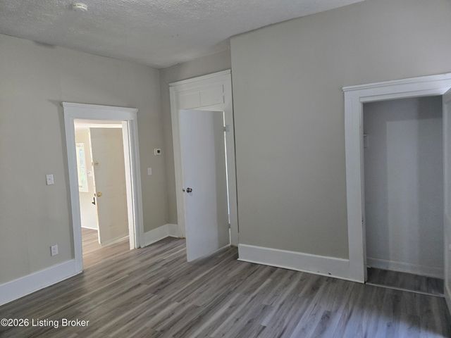 451 N 25th St, Louisville, KY 40212