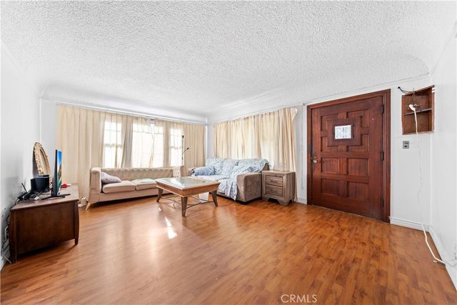 266 N Wilson Avenue, Pasadena, CA 91106