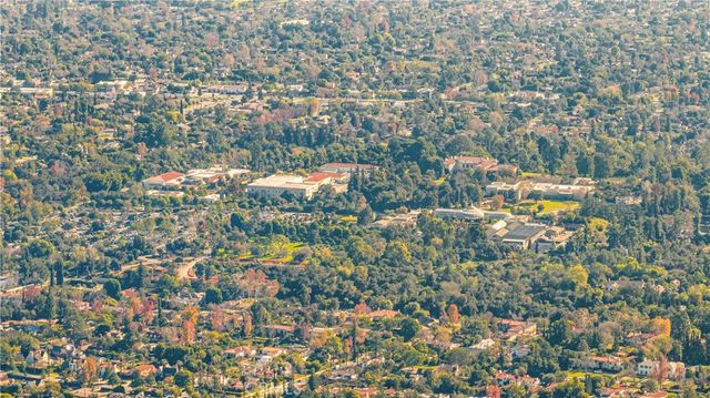 266 N Wilson Avenue, Pasadena, CA 91106