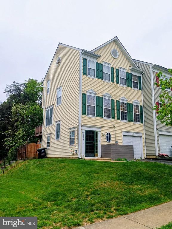 2015 TRENTON PL SE, Washington, DC 20020