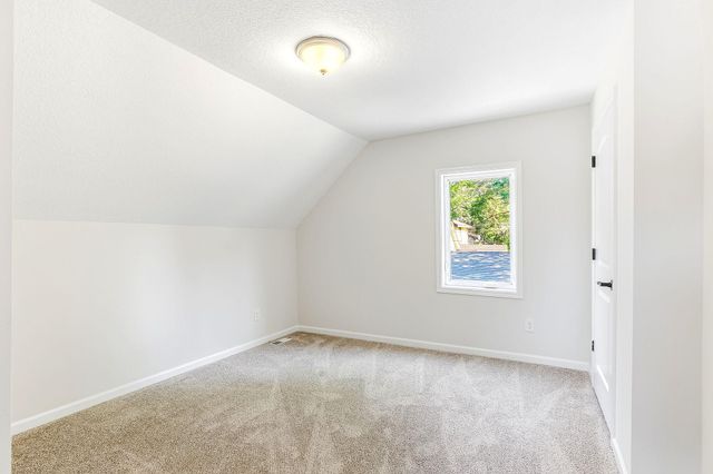 941 Cypress Street, Saint Paul, MN 55106