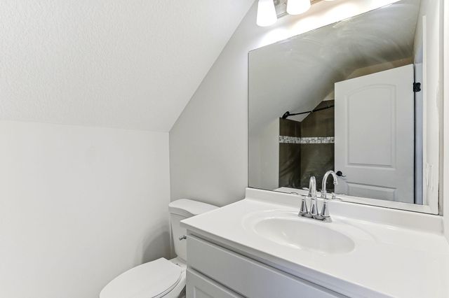 941 Cypress Street, Saint Paul, MN 55106
