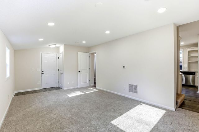 941 Cypress Street, Saint Paul, MN 55106