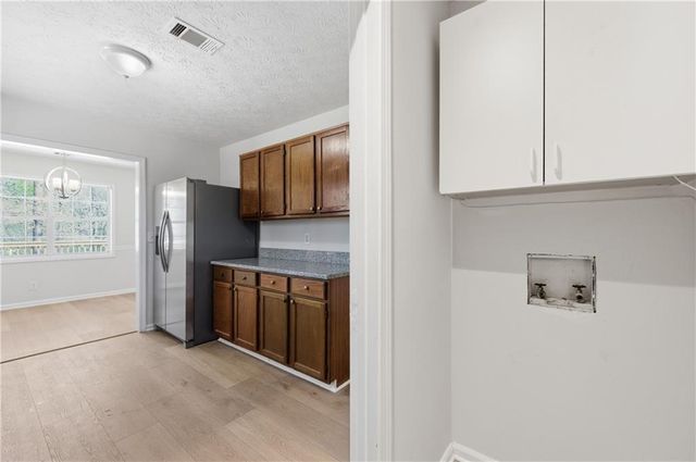 201 Colony Springs Drive, Woodstock, GA 30188