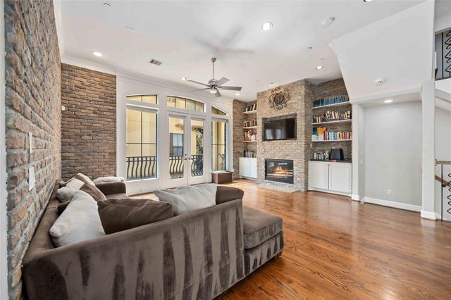 328 Bomar Street, Houston, TX 77006