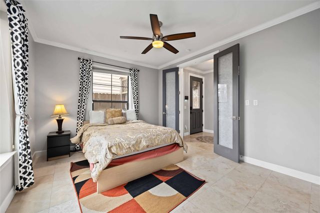 328 Bomar Street, Houston, TX 77006