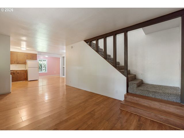 23939 RAZE Rd, Elmira, OR 97437