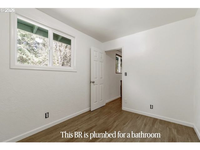 23939 RAZE Rd, Elmira, OR 97437