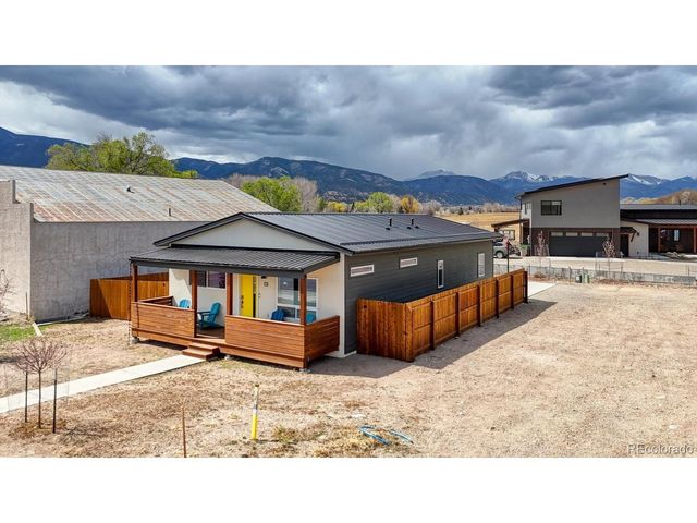 533 W 7th St, Salida, CO 81201