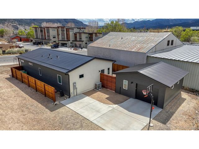 533 W 7th St, Salida, CO 81201