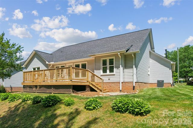 506 Hidden Creek Circle, Salisbury, NC 28147