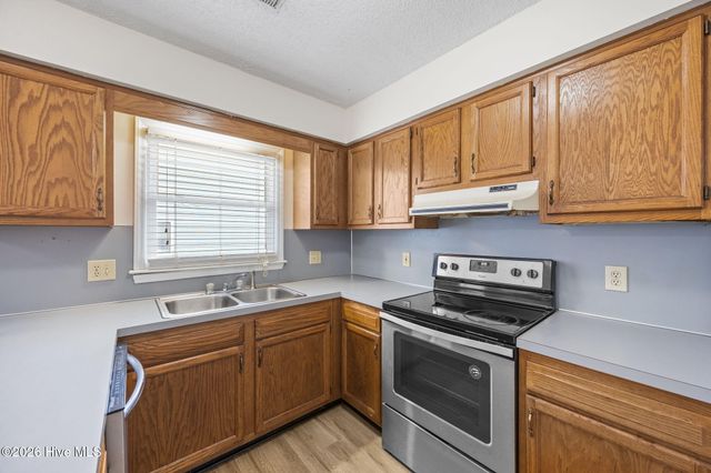 123 W Victoria Court F, Greenville, NC 27834