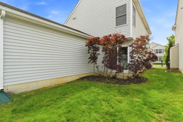 8778 Olenmead Drive, Lewis Center, OH 43035