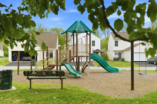 8778 Olenmead Drive, Lewis Center, OH 43035