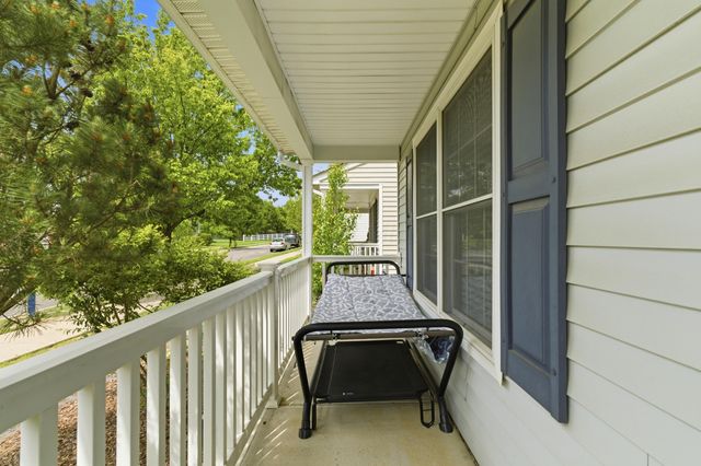 8778 Olenmead Drive, Lewis Center, OH 43035