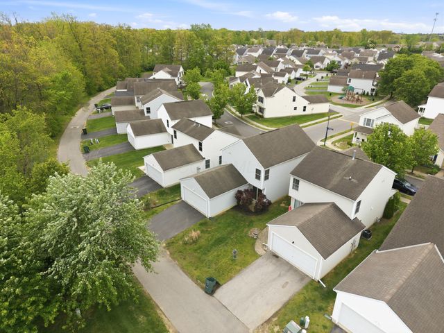 8778 Olenmead Drive, Lewis Center, OH 43035