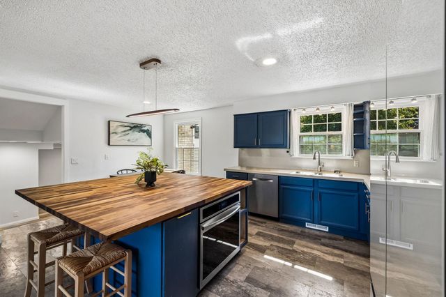 708 Countrywood Dr, Franklin, TN 37064