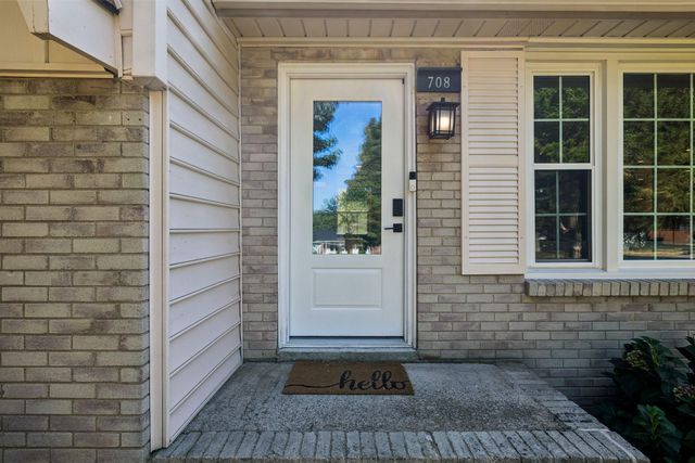 708 Countrywood Dr, Franklin, TN 37064