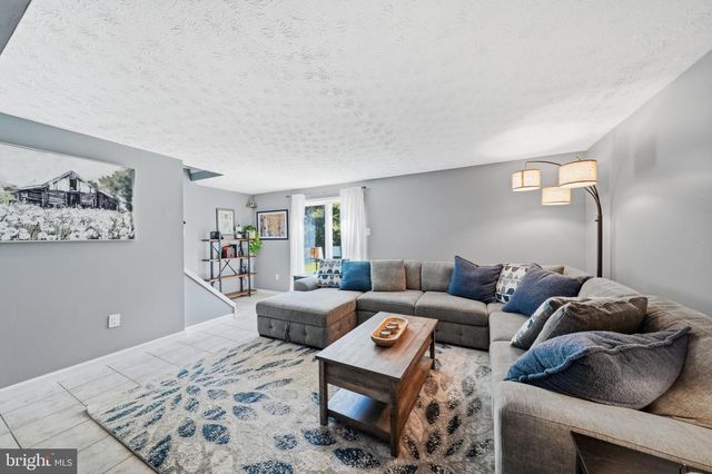 7402 TARFSIDE LN, Gaithersburg, MD 20879