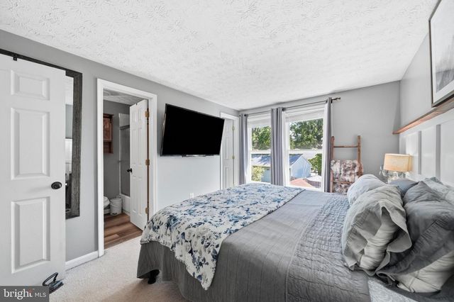 7402 TARFSIDE LN, Gaithersburg, MD 20879