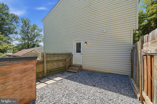7402 TARFSIDE LN, Gaithersburg, MD 20879