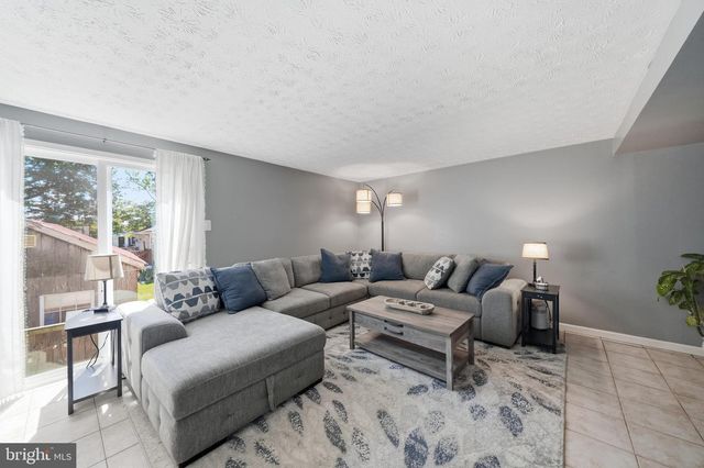 7402 TARFSIDE LN, Gaithersburg, MD 20879