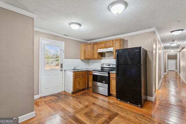 891 N Eugenia Place NW, Atlanta, GA 30318