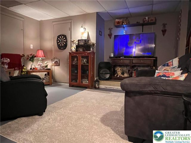 362 Mount Pleasant Road, Bangor Boro, PA 18013