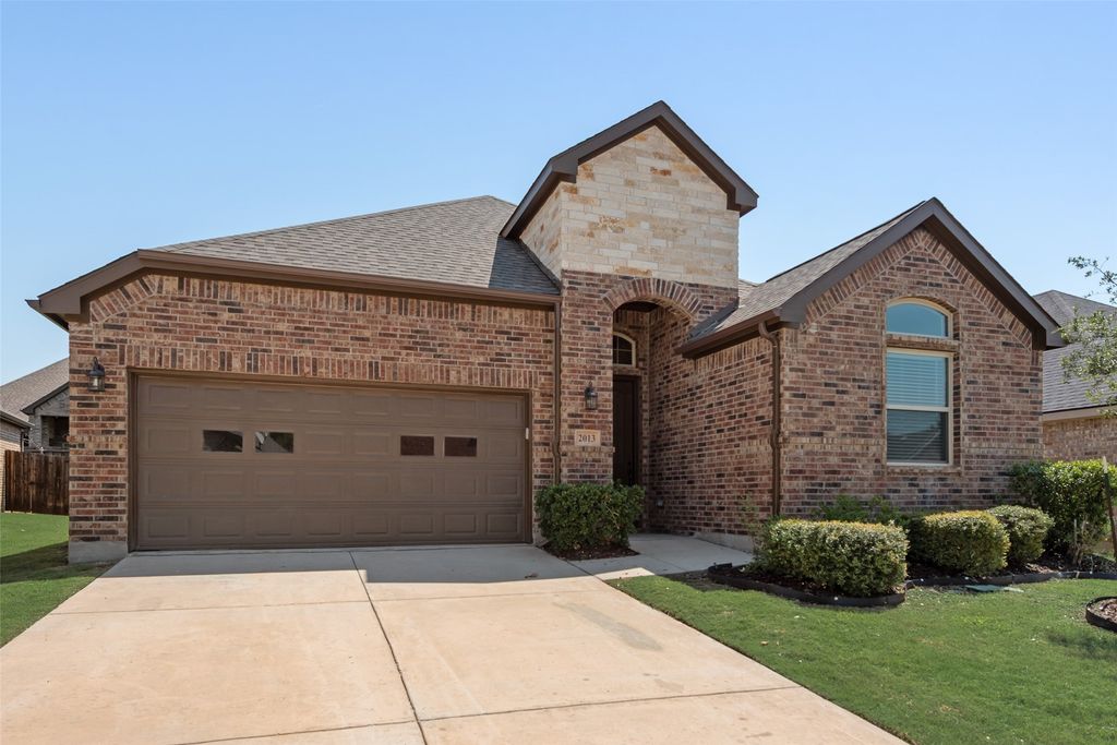2013 Lake Vista Drive, Little Elm, TX 75068