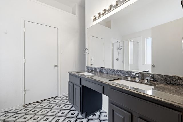 6804 Riverchase Trail, Denton, TX 76210