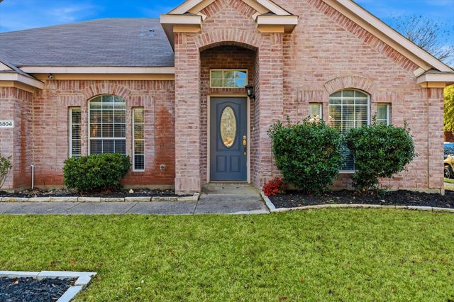 6804 Riverchase Trail, Denton, TX 76210