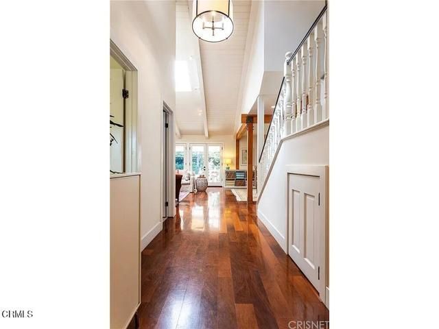 12807 Milbank Street, Studio City (los Angeles), CA 91604