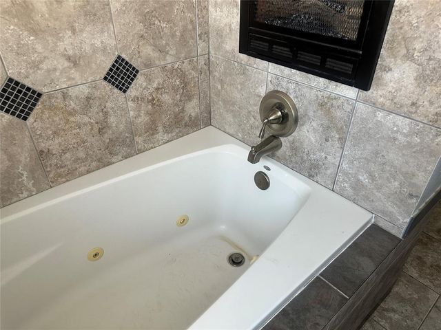 1800 N Oaklawn Avenue, Oklahoma City, OK 73121