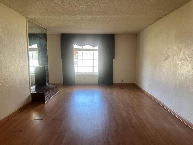 1800 N Oaklawn Avenue, Oklahoma City, OK 73121